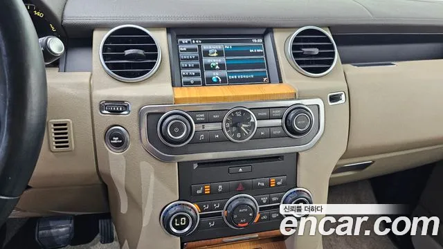 Land Rover Discovery 2014 thumb 7
