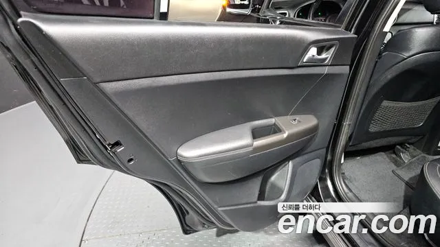 Kia Sportage 2017 thumb 4