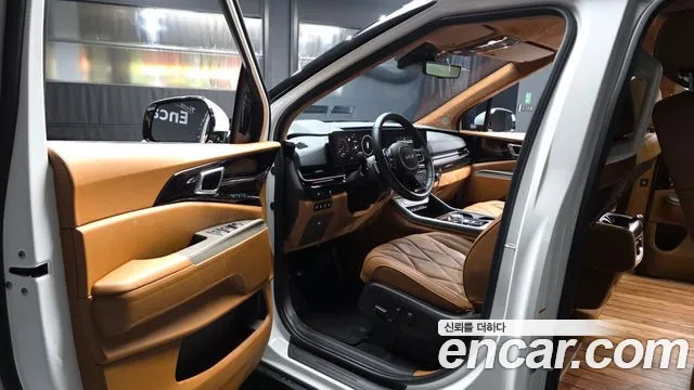Kia Carnival 2024 thumb 8