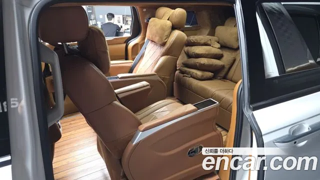 Kia Carnival 2024 thumb 12