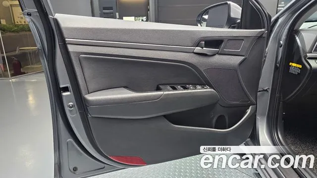 Hyundai AD 2018 thumb 8