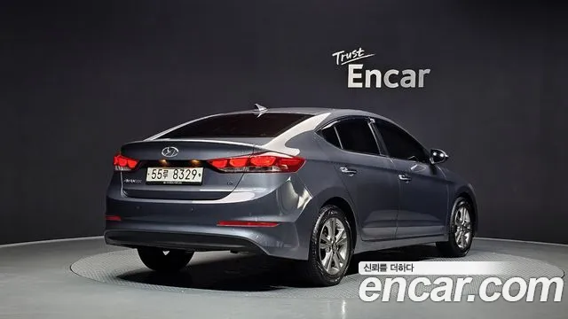 Hyundai Avante 2018 thumb 3