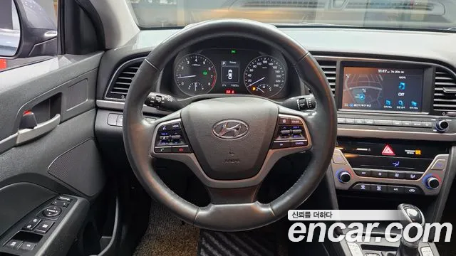 Hyundai Avante 2018 thumb 4