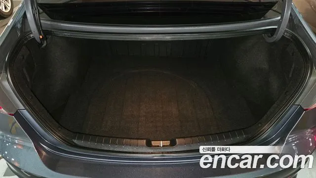 Hyundai Avante 2018 thumb 5