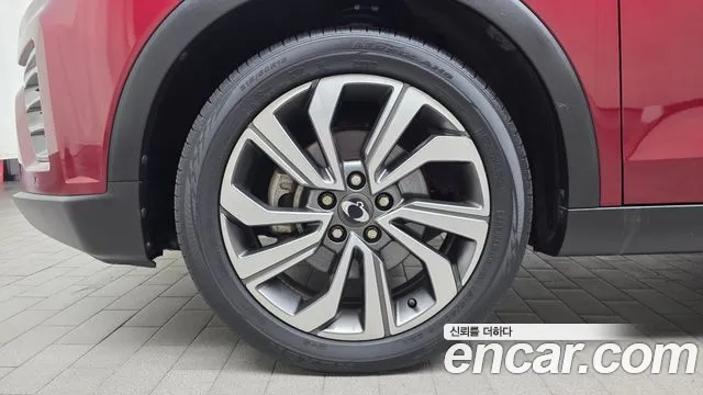 KGM Tivoli 2020 thumb 10
