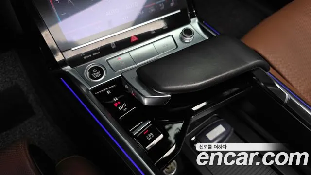 Audi e-tron 2021 thumb 2