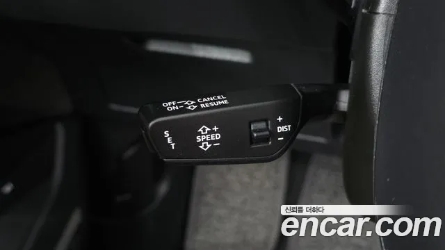 Audi e-tron 2021 thumb 12
