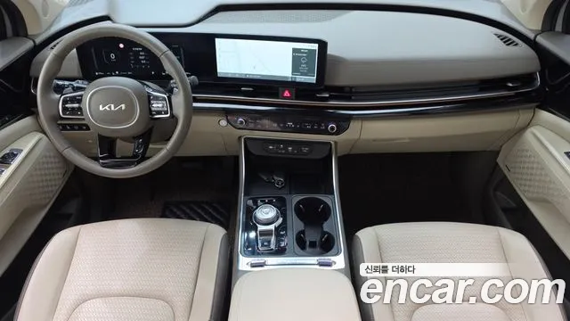 Kia Carnival 2024 thumb 4