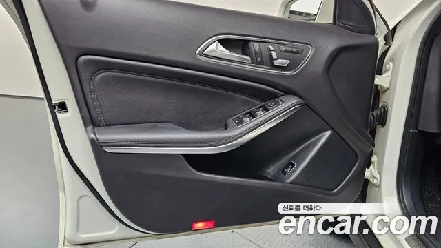 Mercedes-Benz A-Класс 2018 thumb 8