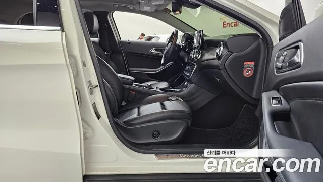 Mercedes-Benz A-Класс 2018 thumb 9