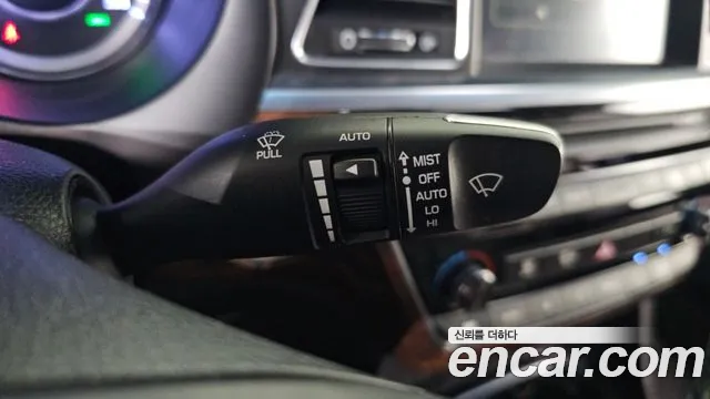 Hyundai Aslan 2014 thumb 5