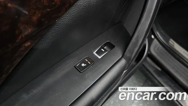 Hyundai Aslan 2014 thumb 12
