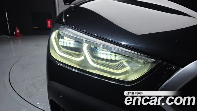 BMW 8 серии 2022 thumb 12