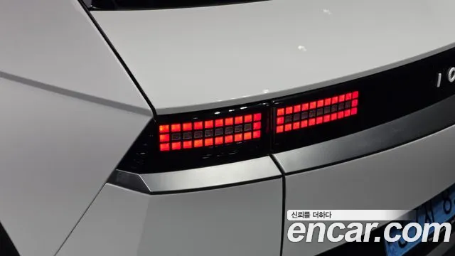 Hyundai Ioniq5 2021 thumb 11