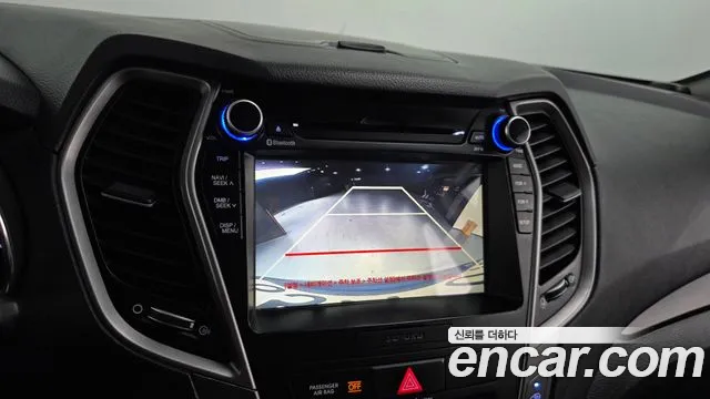 Hyundai Santa Fe 2016 thumb 10