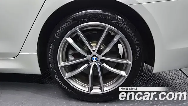 BMW 5 серии 2017 thumb 2
