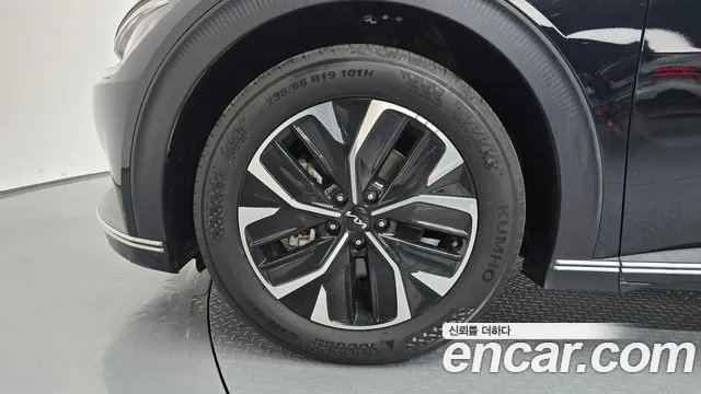 Kia EV6 2022 thumb 4