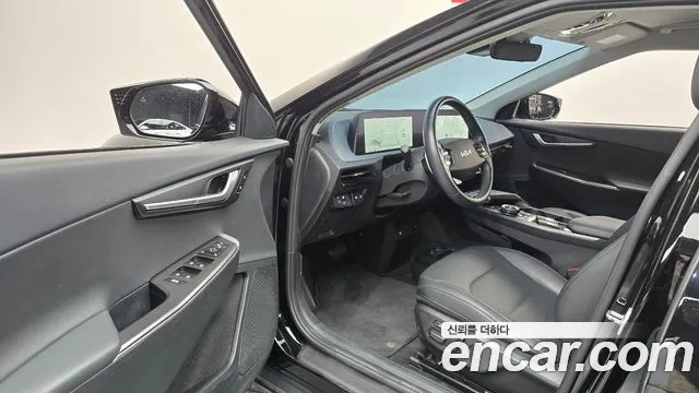 Kia EV6 2022 thumb 9