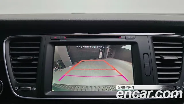 Kia Carnival 2014 thumb 9