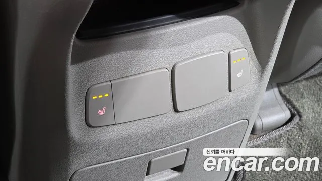 Kia Carnival 2014 thumb 3