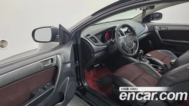 Kia Forte 2011 thumb 8