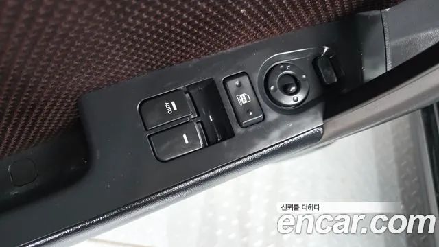 Kia Forte 2011 thumb 5