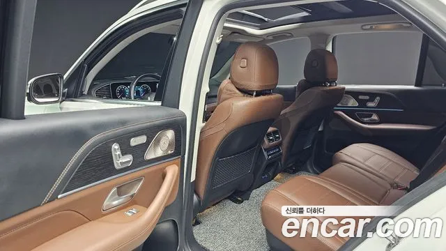 Mercedes-Benz E-Класс 2024 thumb 3