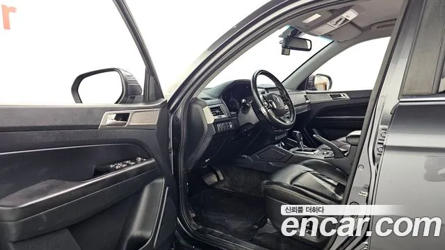 KGM Rexton 2018 thumb 7