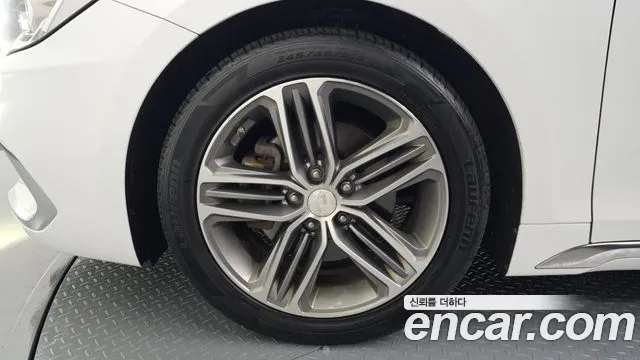 Hyundai Grandeur 2016 thumb 6