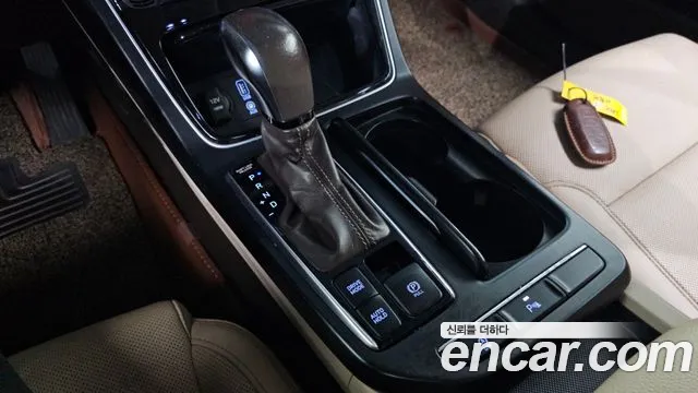 Hyundai Grandeur 2016 thumb 10