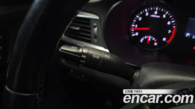 Kia K5 2018 thumb 2
