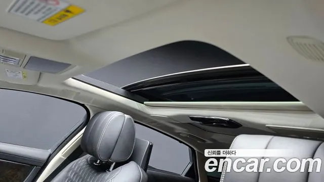 Jaguar XJ 2019 thumb 9