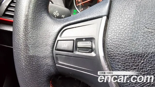 BMW 1 серии 2015 thumb 3