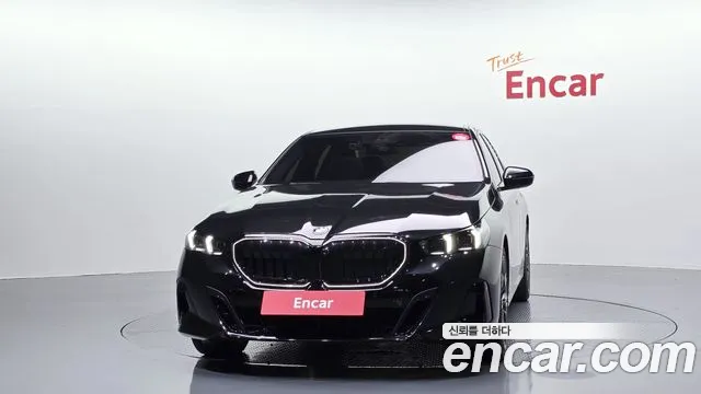 BMW 5 серии 2025 thumb 7