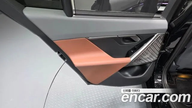 BMW 5 серии 2025 thumb 4