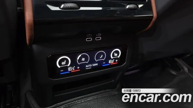 BMW 5 серии 2025 thumb 12