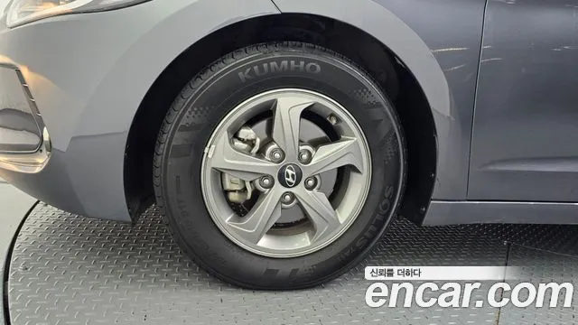 Hyundai Avante 2016 thumb 3