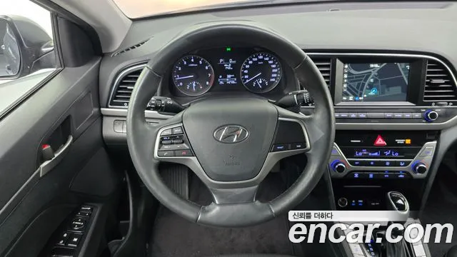 Hyundai Avante 2016 thumb 5