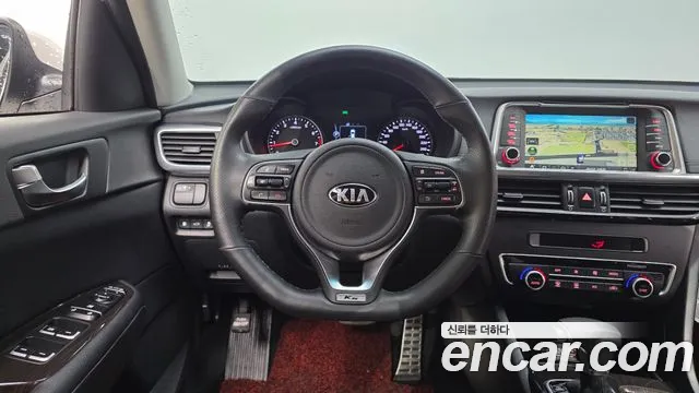 Kia K5 2016 thumb 3