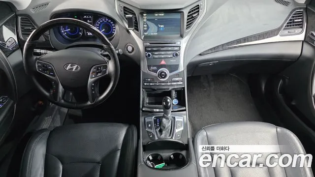 Hyundai Grandeur 2015 thumb 12