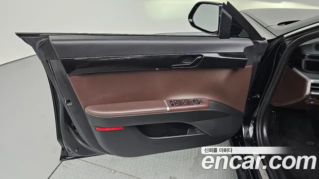 Hyundai Grandeur 2023 thumb 6