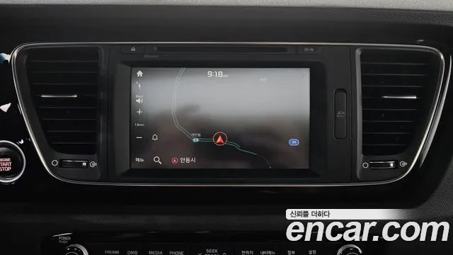 Kia Carnival 2014 thumb 3