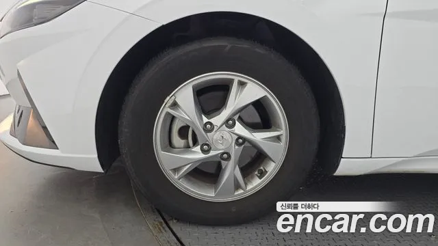 Hyundai Elantra 2021 thumb 5