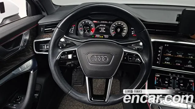 Audi A6 2021 thumb 6