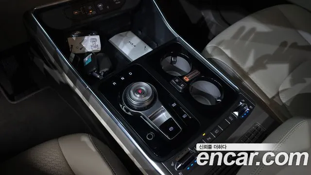 Kia Carnival 2024 thumb 5