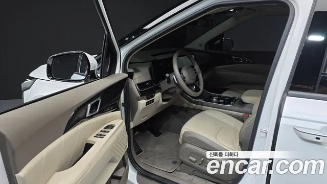 Kia Carnival 2024 thumb 6