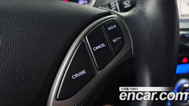 Hyundai Avante 2012 thumb 5