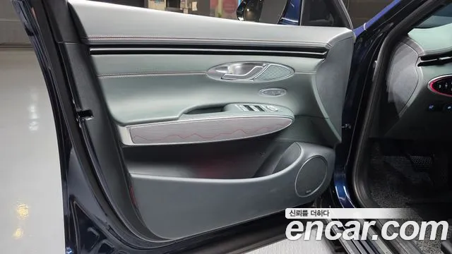 Genesis GV70 2021 thumb 7