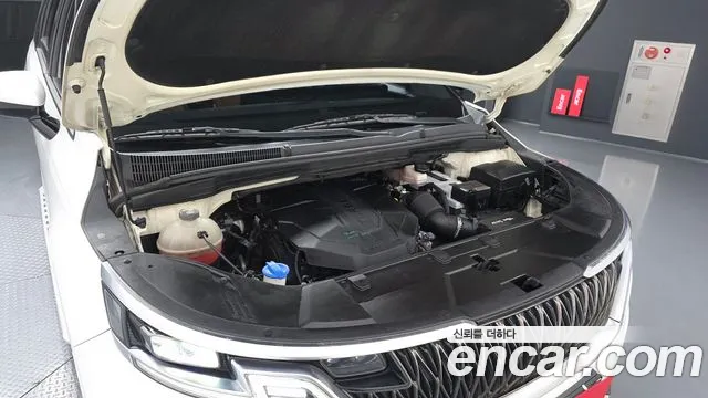 Kia Carnival 2020 thumb 5