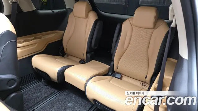 Kia Carnival 2020 thumb 9